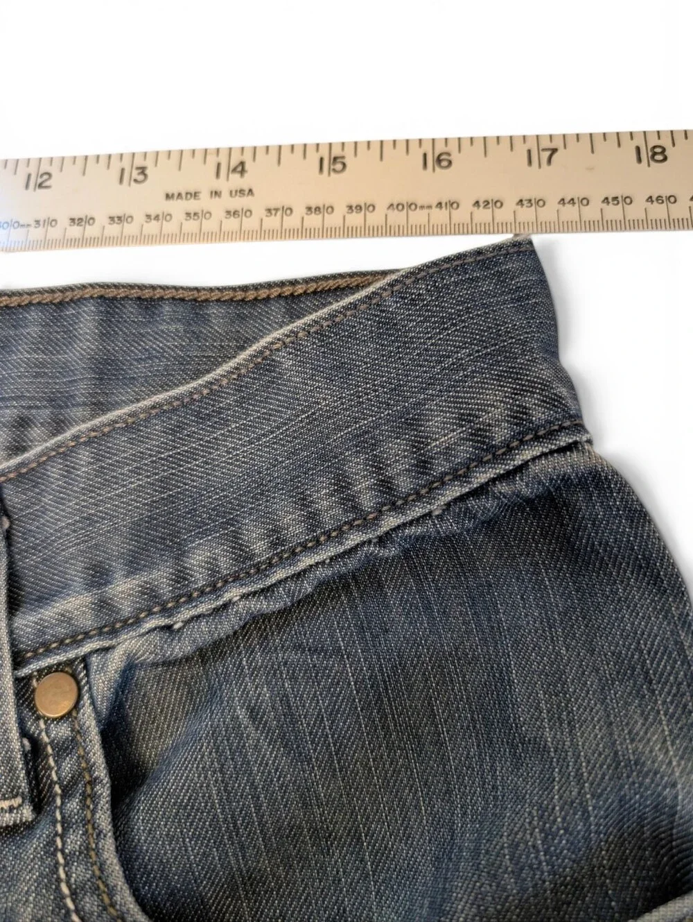 LEVIS Cutoff Blue Denim Shorts  Jeans Flap Pocket Boyfriend 36